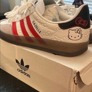 Hello Kitty adidas Gazelles
